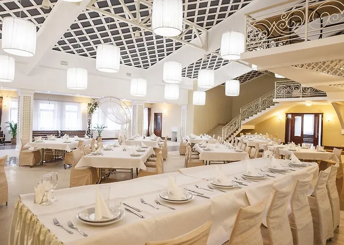 Medova Pechera Hotel *