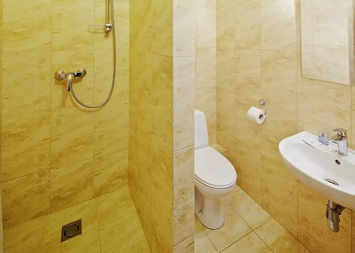 Medova Pechera Hotel *