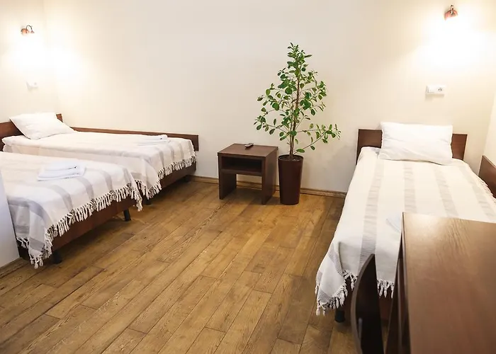 Medova Pechera Hotel